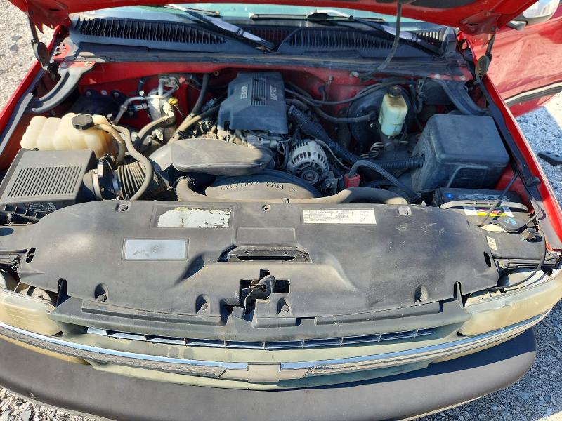 Photo 11 from auction – 2000 CHEVROLET SILVERADO with VIN 1GCEC14T8YZ212093