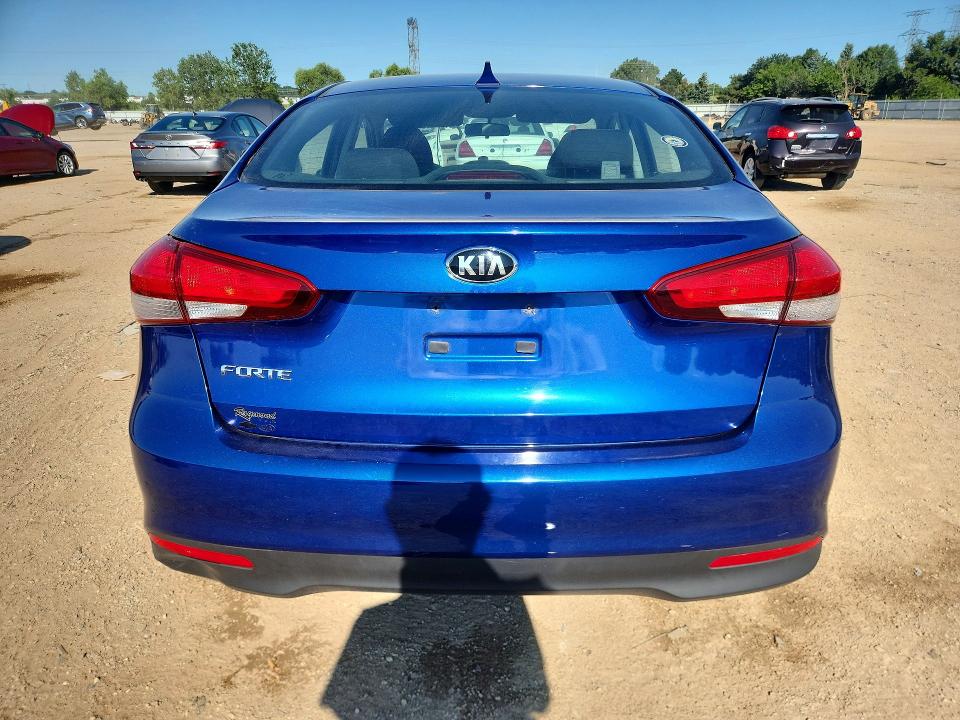 Фото 6 с аукциона – 2017 KIA FORTE с VIN 3KPFK4A72HE040008