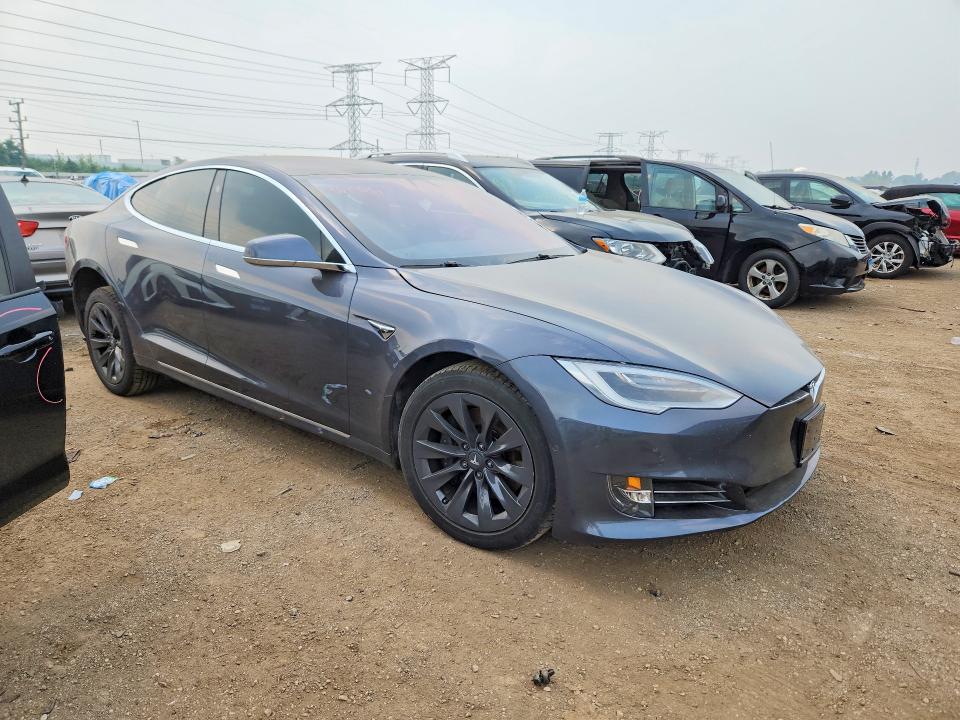 Photo 4 from auction – 2018 TESLA MODEL S with VIN 5YJSA1E27JF298815