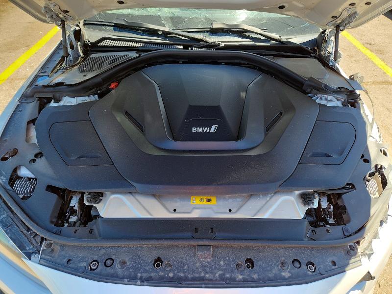 Photo 11 from auction – 2022 BMW I4 with VIN WBY73AW00NFM75833