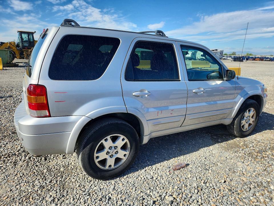 Photo 3 from auction – 2007 FORD ESCAPE with VIN 1FMCU94167KA77264