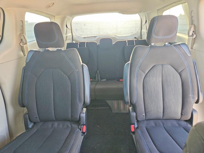 Photo 10 from auction – 2021 CHRYSLER PACIFICA with VIN 2C4RC1FG7MR556309