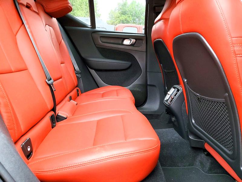 Photo 10 from auction – 2019 VOLVO XC40 with VIN YV4162UK9K2053326