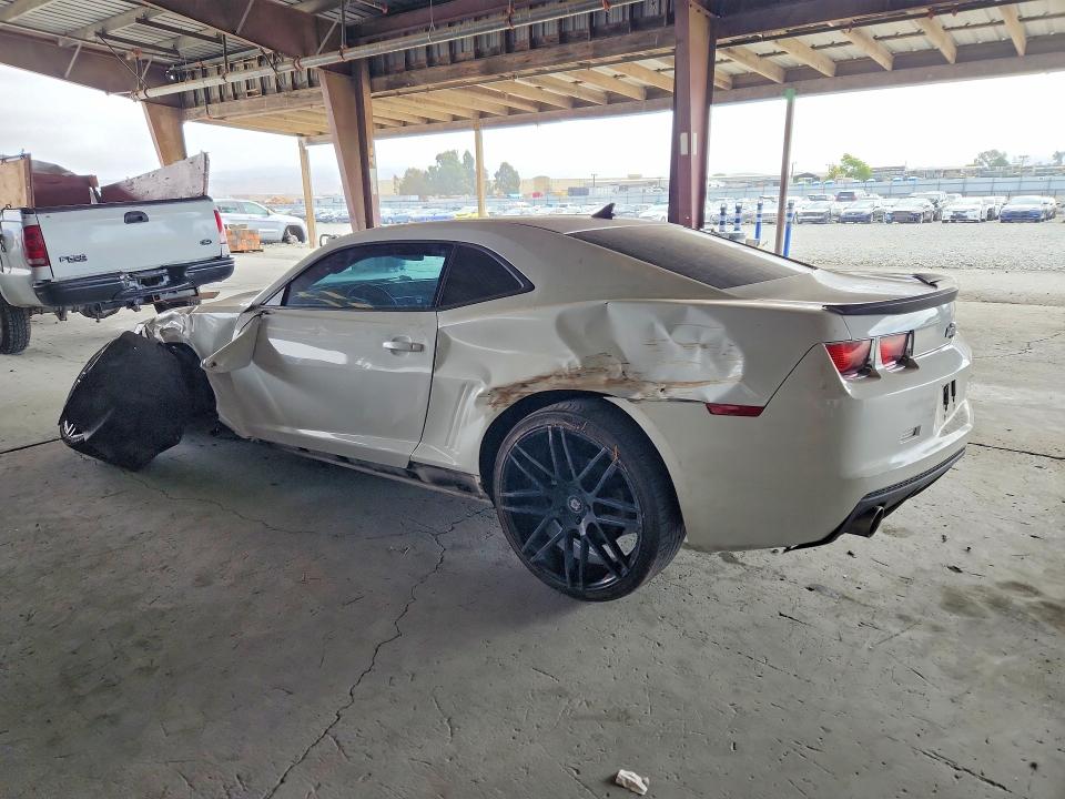 Photo 2 from auction – 2013 CHEVROLET CAMARO with VIN 2G1FB1E35D9211535