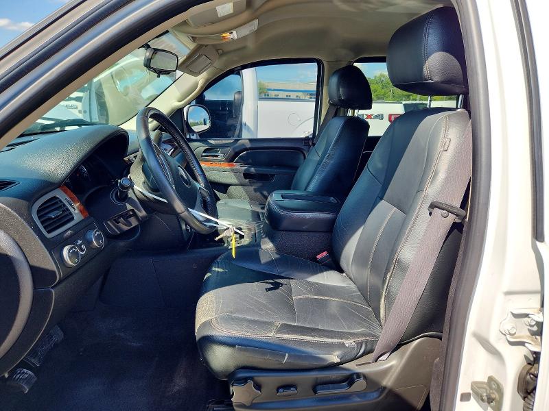 Photo 7 from auction – 2011 GMC YUKON with VIN 1GKS2AE07BR231434