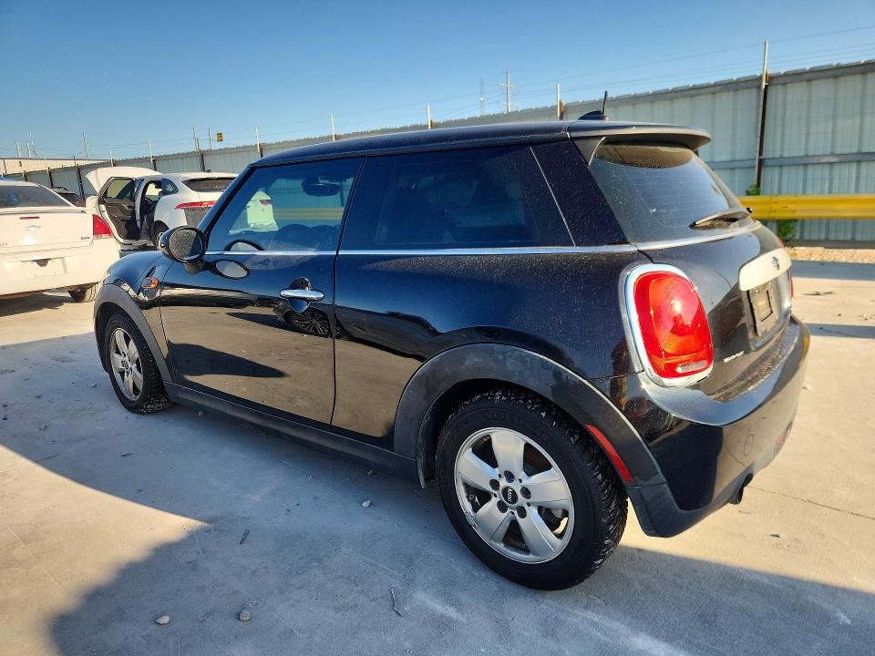 Photo 2 from auction – 2014 MINI COOPER with VIN WMWXM5C5XET934614
