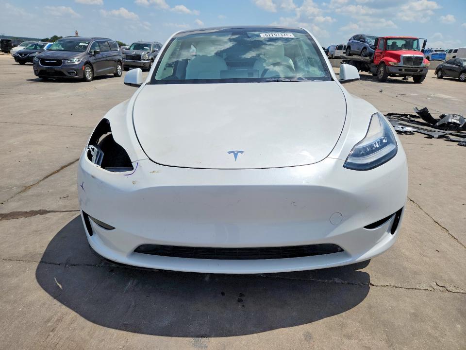 Photo 5 from auction – 2023 TESLA MODEL  Y with VIN 7SAYGDEE8PA100207