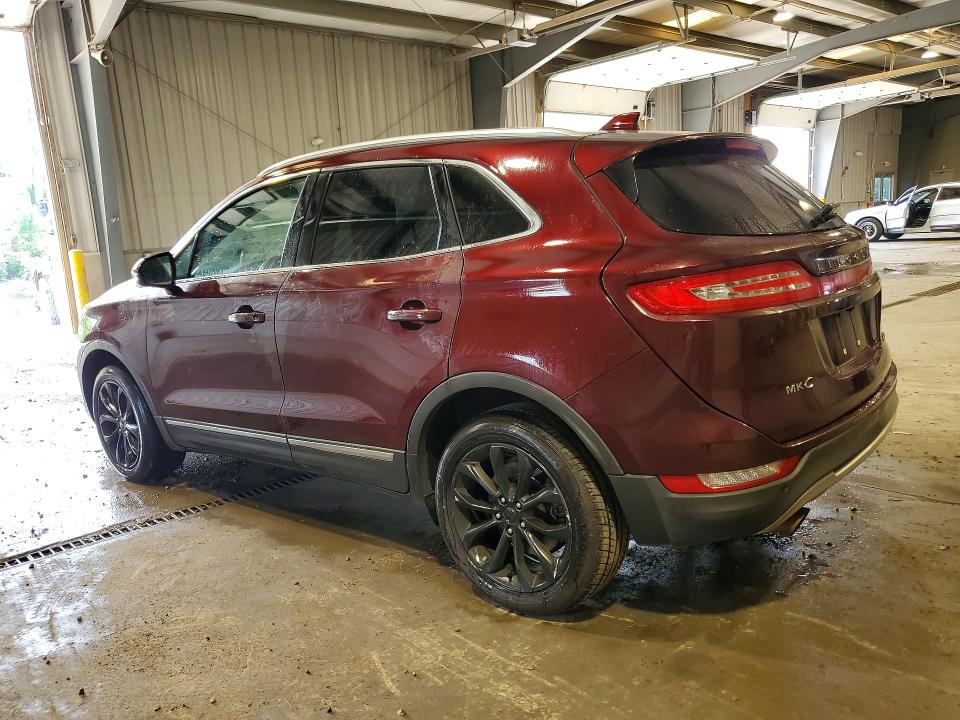 Photo 2 from auction – 2017 LINCOLN MKC with VIN 5LMCJ2D91HUL03509