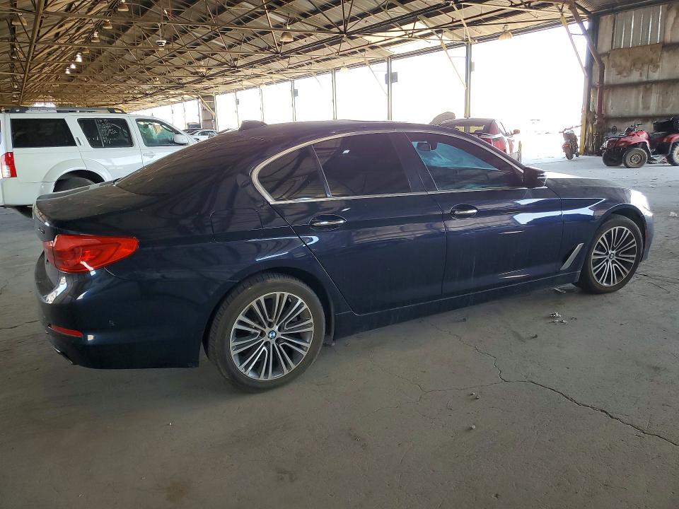 صورة رقم 3 من المزاد - 2017 BMW 540 مع VIN WBAJE5C33HG914221