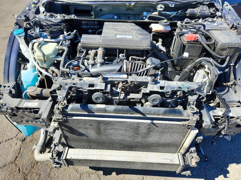 Photo 11 from auction – 2019 HONDA CR-V with VIN 7FARW2H93KE039257