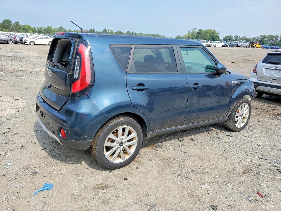 Photo 3 from auction – 2018 KIA SOUL with VIN KNDJP3A52J7508412