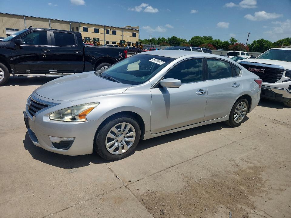 NISSAN ALTIMA 2015 with VIN 1N4AL3APXFC240601 - Photo from auction