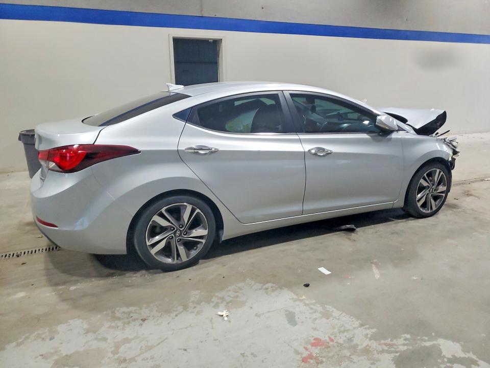 Photo 3 from auction – 2014 HYUNDAI ELANTRA with VIN 5NPDH4AE9EH475653