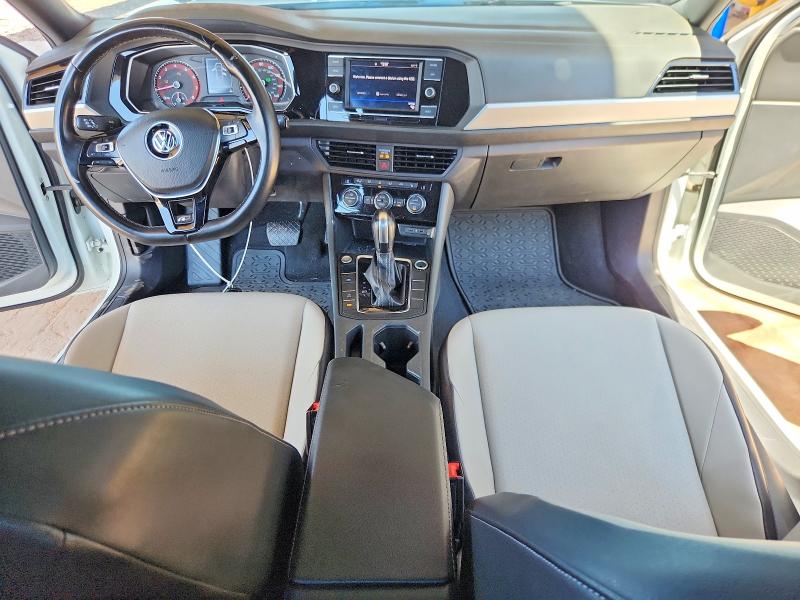 Photo 8 from auction – 2020 VOLKSWAGEN JETTA with VIN 3VWCB7BUXLM005396