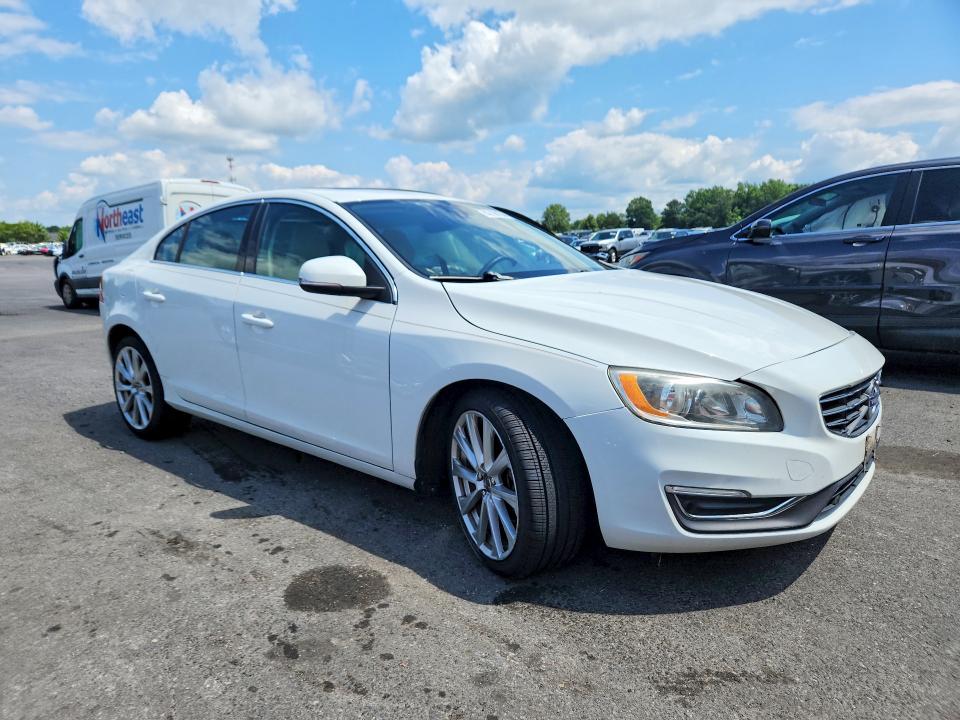 Photo 4 from auction – 2016 VOLVO S60 with VIN LYV402FK9GB108166