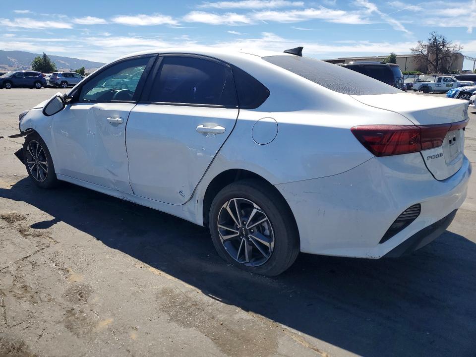 Photo 2 from auction – 2023 KIA FORTE with VIN 3KPF24AD4PE635804