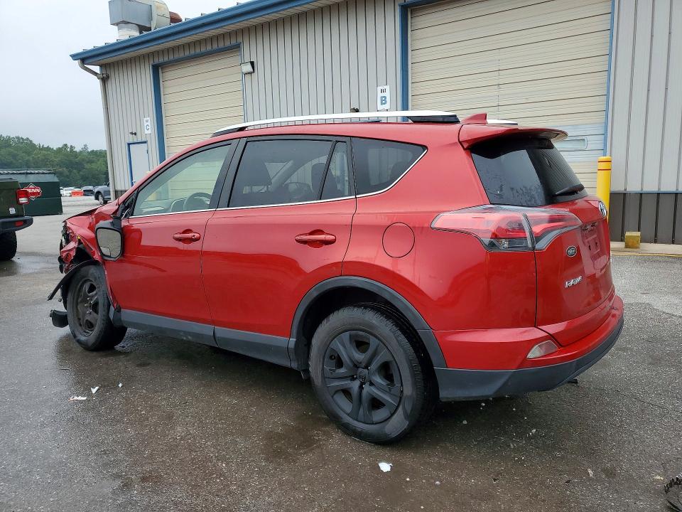 Photo 2 from auction – 2016 TOYOTA RAV4 with VIN JTMBFREV6GJ100415