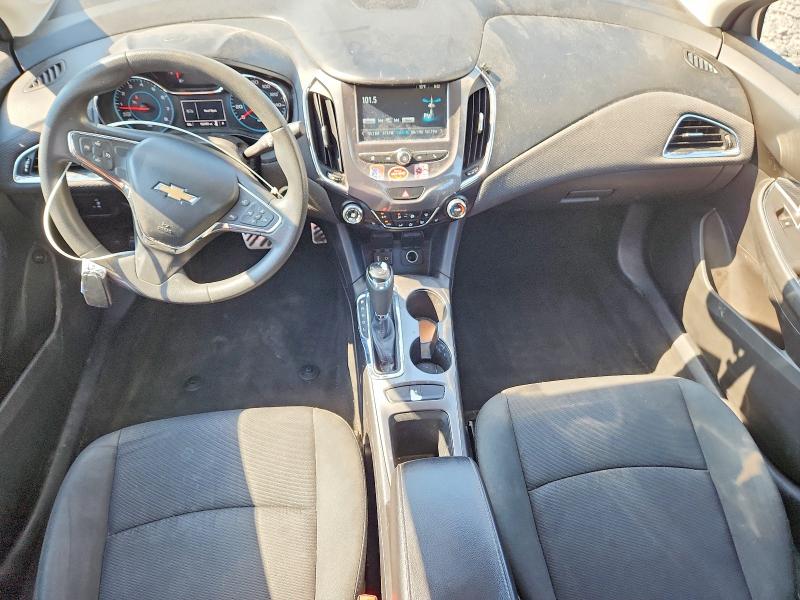 Photo 8 from auction – 2017 CHEVROLET CRUZE with VIN 1G1BE5SM3H7208201