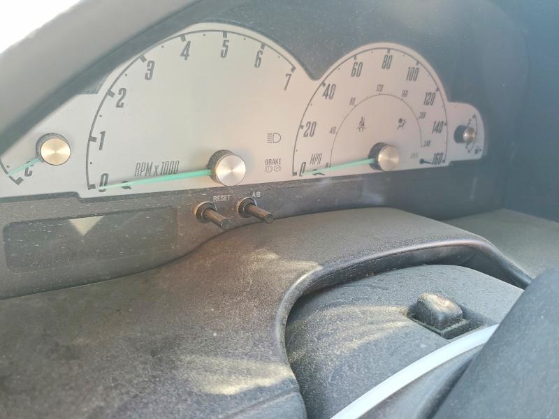 Photo 9 from auction – 2002 FORD THUNDERBIRD with VIN 1FAHP60A92Y121002