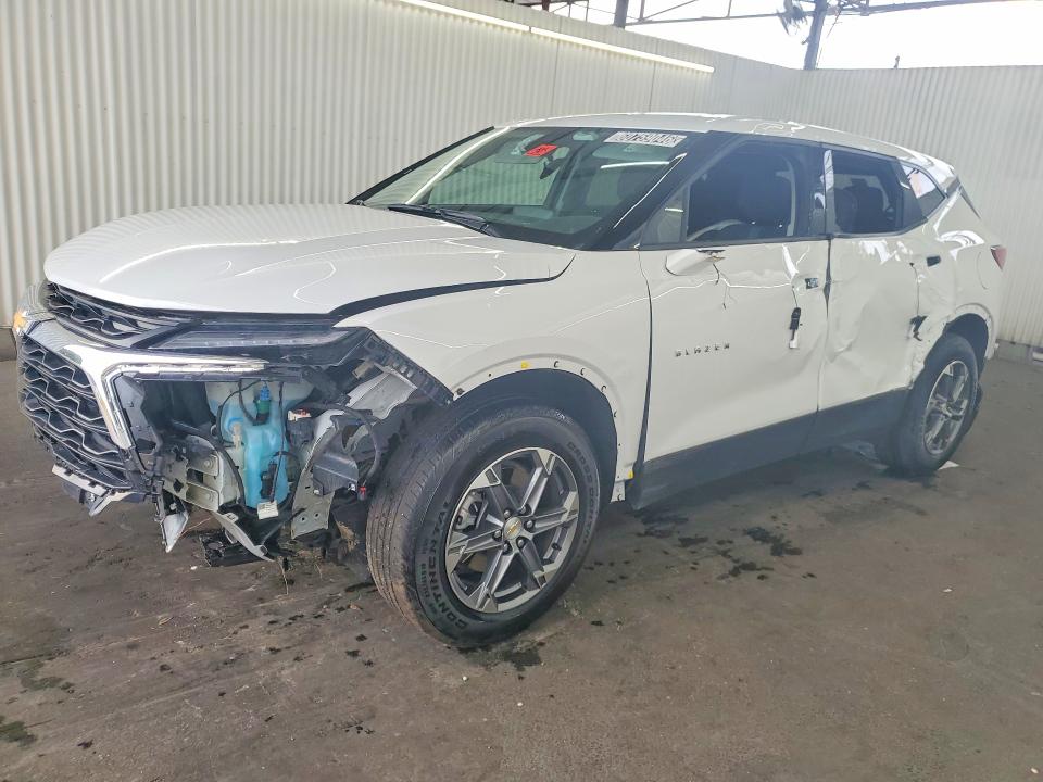 Photo 1 from auction – 2025 CHEVROLET BLAZER with VIN 3GNKBCR43SS262690