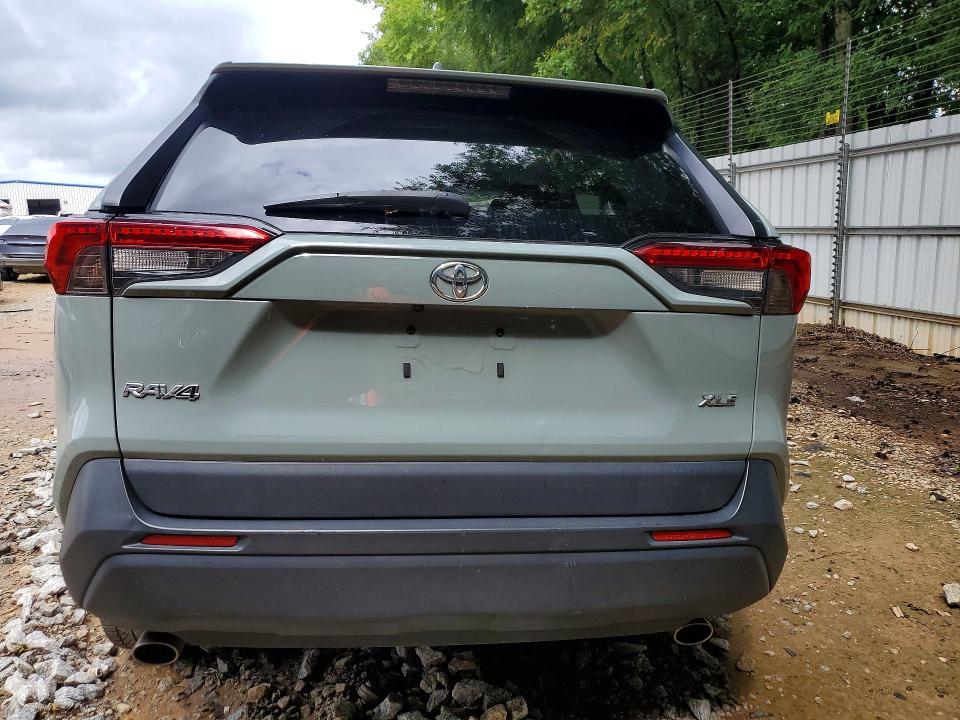 Photo 6 from auction – 2022 TOYOTA RAV4 with VIN 2T3W1RFV9NW205768