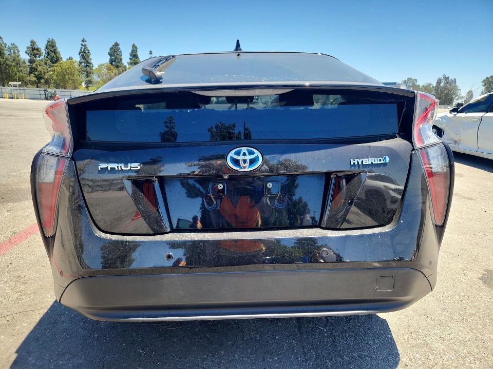 Photo 6 from auction – 2017 TOYOTA PRIUS with VIN JTDKBRFU4H3053912