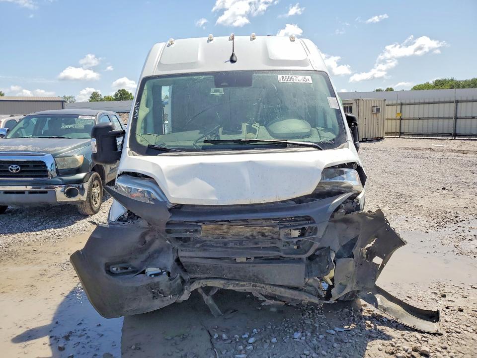 Photo 5 from auction – 2025 RAM PROMASTER 2500 with VIN 3C6LRVDG4SE564758