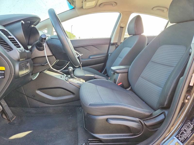 Photo 7 from auction – 2018 KIA FORTE with VIN 3KPFL4A78JE247649