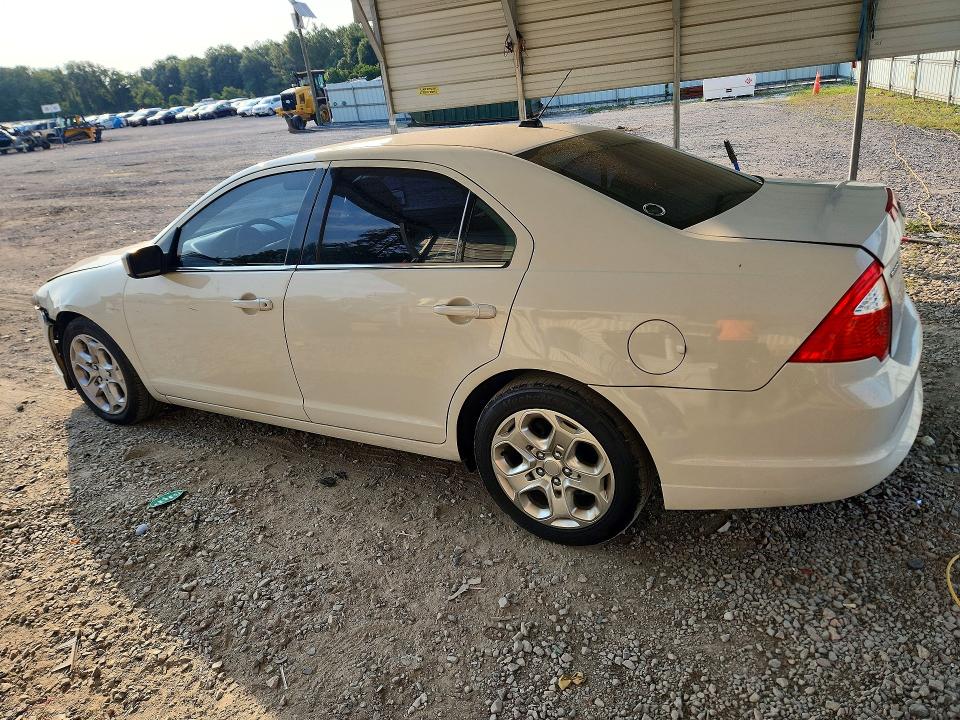 Photo 2 from auction – 2010 FORD FUSION with VIN 3FAHP0HA5AR420565