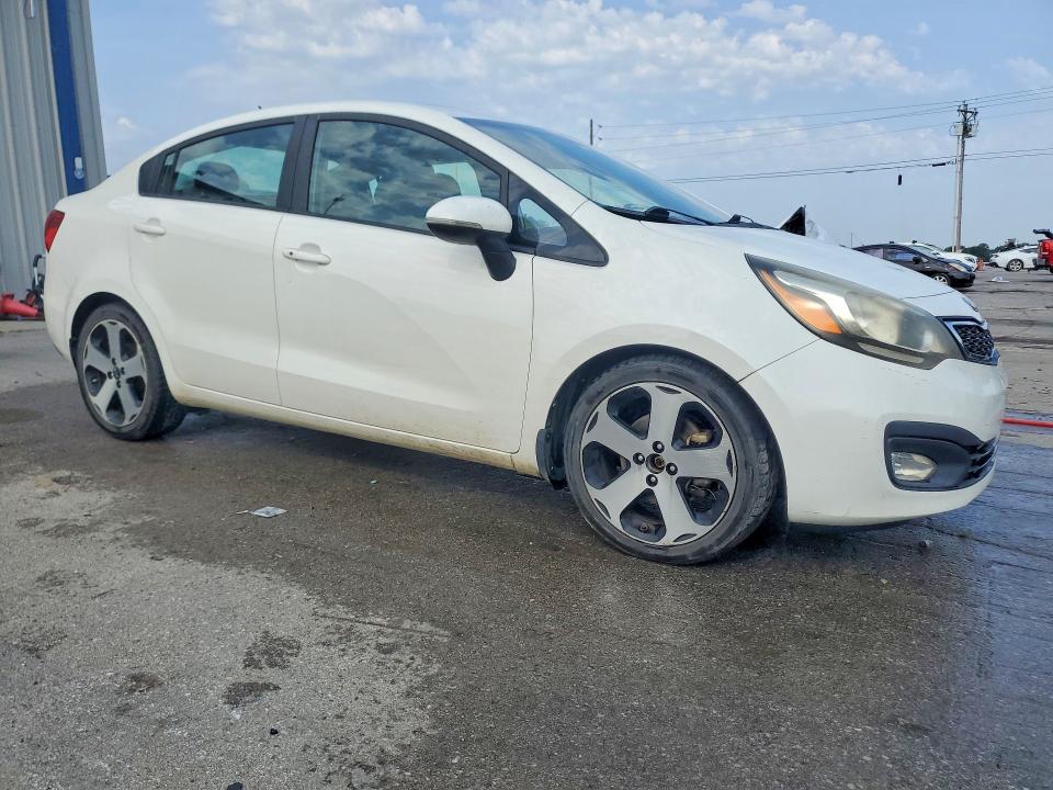 Foto 4 de la subasta – 2013 KIA RIO con VIN KNADN4A33D6147867
