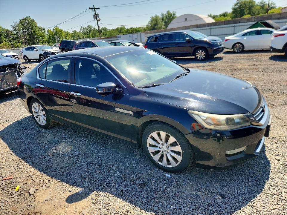 Photo 4 from auction – 2013 HONDA ACCORD with VIN 1HGCR2F84DA004257