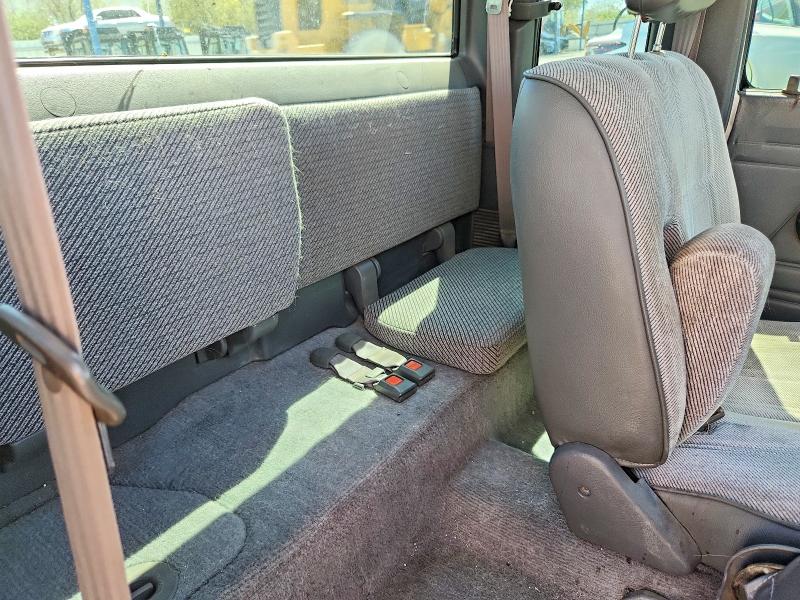 Photo 10 from auction – 1993 TOYOTA PICKUP with VIN JT4RN93PXP5083648