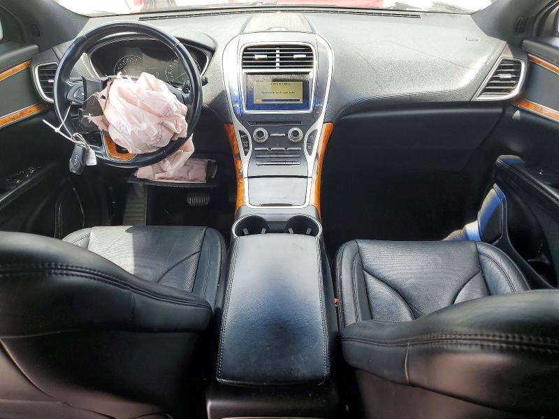 Photo 8 from auction – 2017 LINCOLN MKX with VIN 2LMPJ6LRXHBL14015