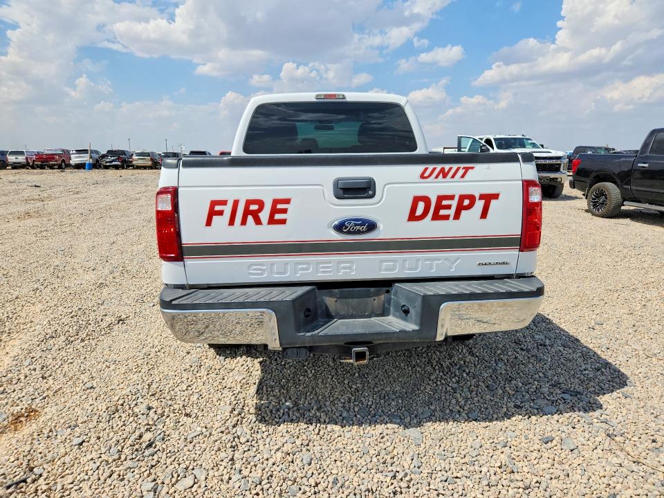 Photo 6 from auction – 2016 FORD F250 with VIN 1FT7X2B67GEB69579