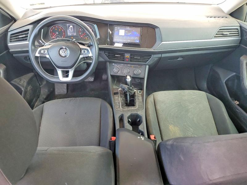 Photo 8 from auction – 2019 VOLKSWAGEN JETTA with VIN 3VWCB7BU3KM242942