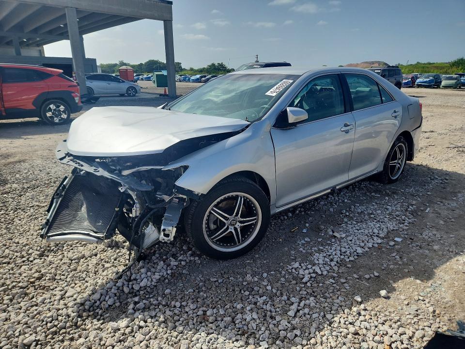 TOYOTA CAMRY 2014 with VIN 4T1BF1FK5EU434383 - Photo from auction