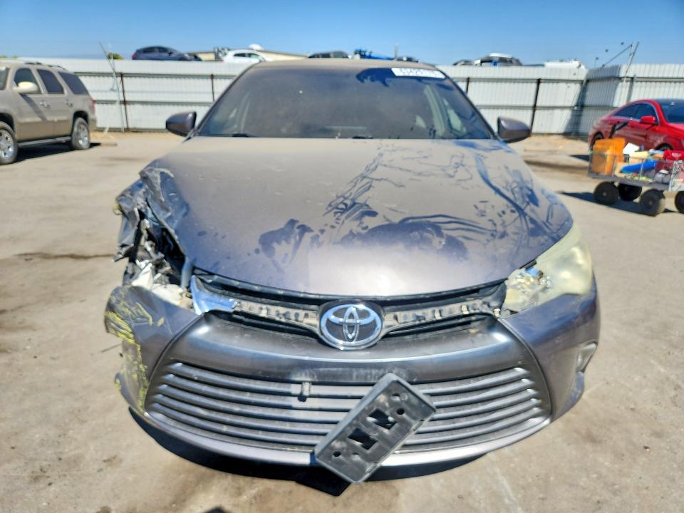 Photo 5 from auction – 2016 TOYOTA CAMRY with VIN 4T4BF1FK6GR517751