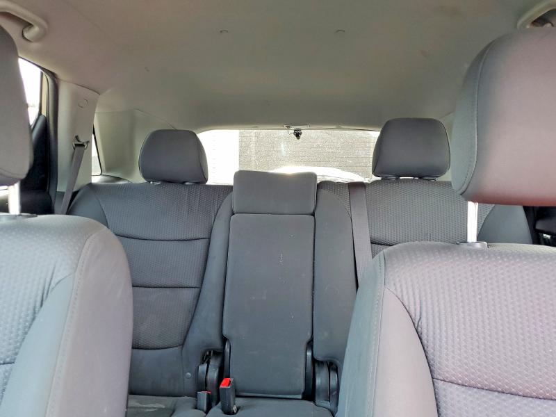 Photo 10 from auction – 2012 KIA SORENTO with VIN 5XYKT3A64CG265930