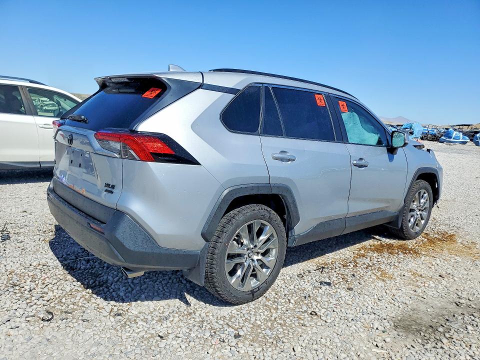 Zdjęcie 3 z aukcji – 2019 TOYOTA RAV4 z VIN 2T3A1RFVXKW071424