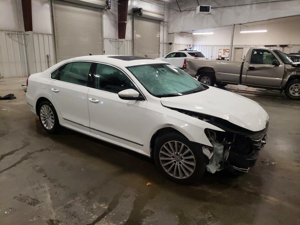 Photo 4 from auction – 2017 VOLKSWAGEN PASSAT with VIN 1VWBT7A38HC083055