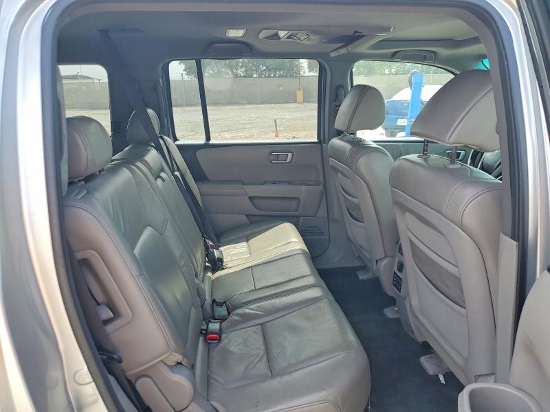 Photo 11 from auction – 2011 HONDA PILOT with VIN 5FNYF3H65BB005520