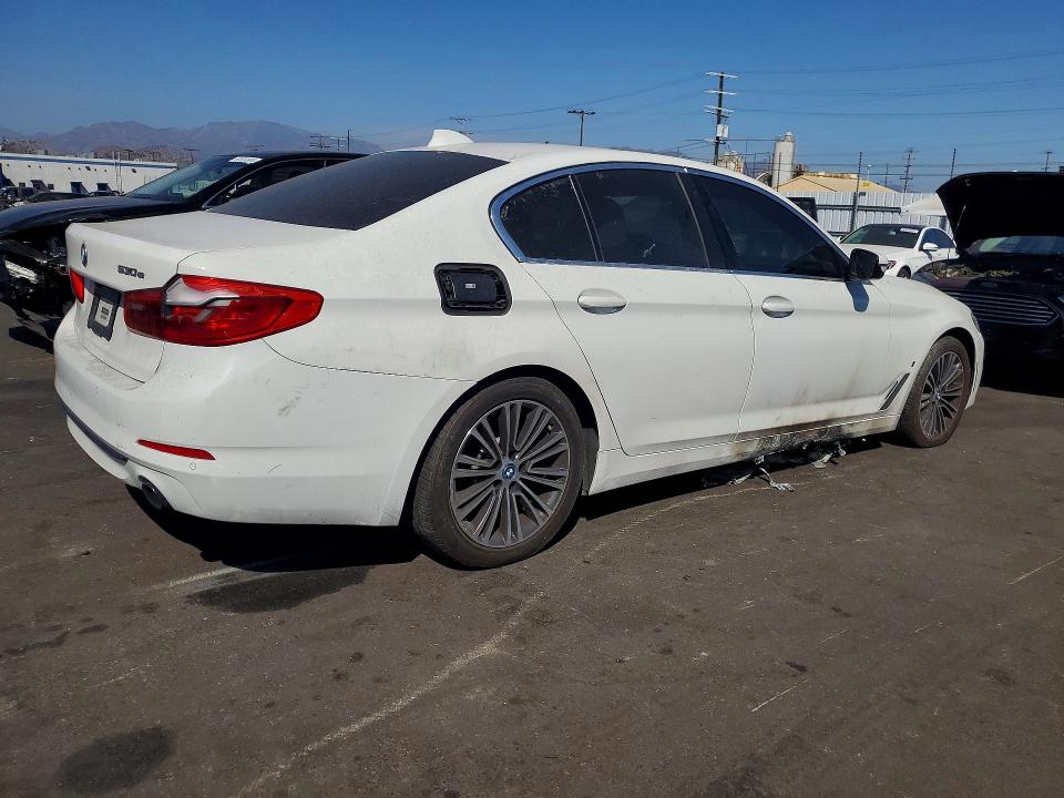Photo 3 from auction – 2019 BMW 530E with VIN WBAJA9C51KB399390