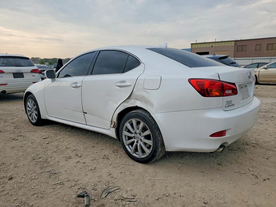 Photo 2 from auction – 2008 LEXUS IS with VIN JTHCK262785017080