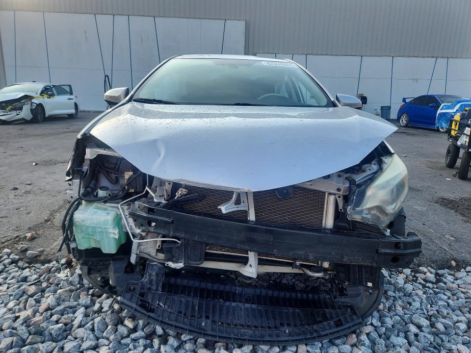 Photo 5 from auction – 2014 TOYOTA COROLLA with VIN 2T1BURHE1EC036357