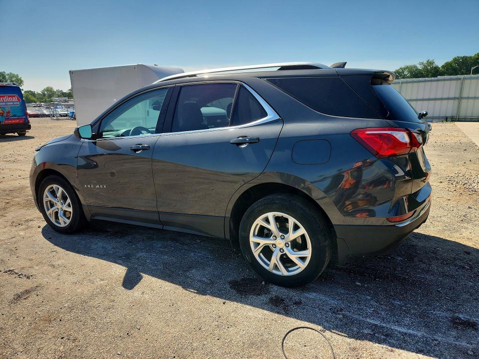 Photo 2 from auction – 2019 CHEVROLET EQUINOX with VIN 2GNAXVEX6K6197681