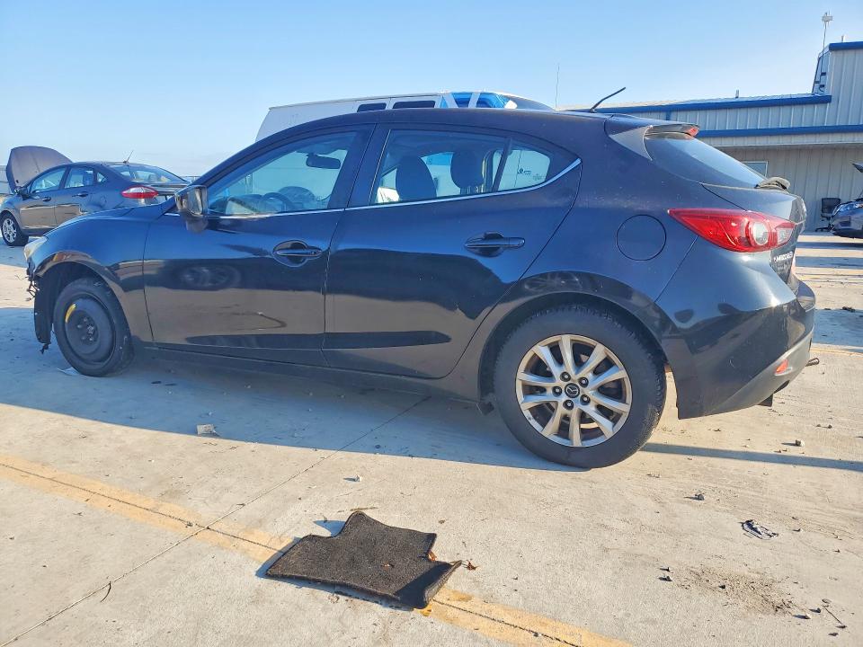 Photo 2 from auction – 2014 MAZDA 3 with VIN JM1BM1L74E1179172