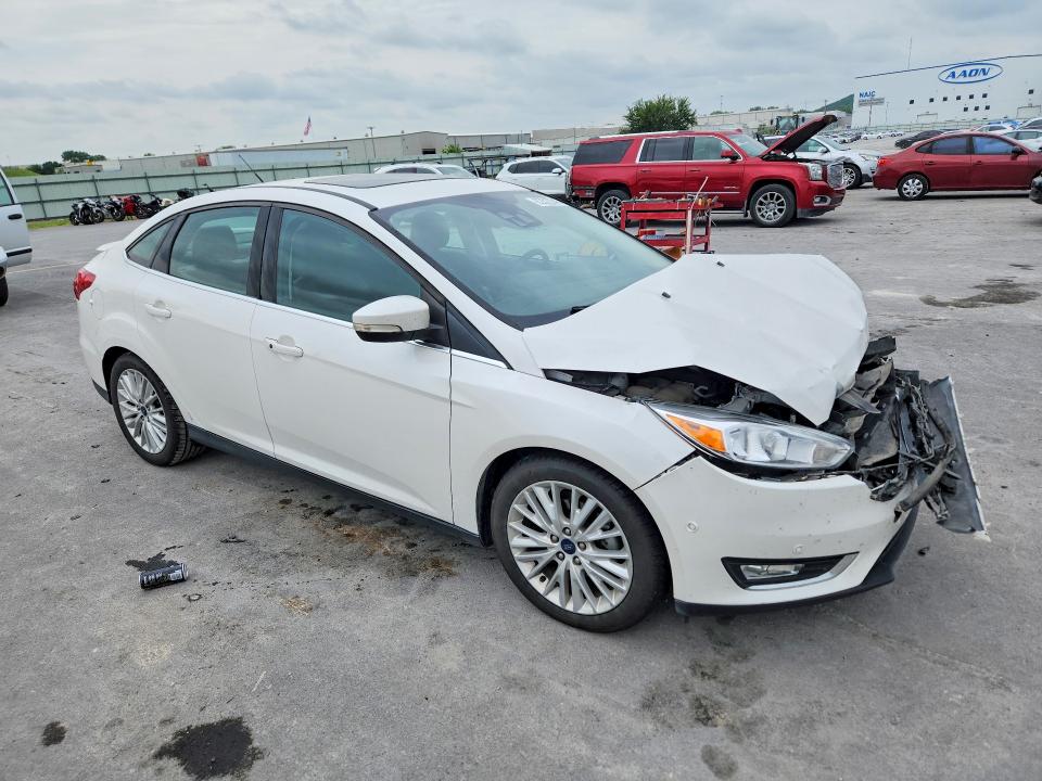 Zdjęcie 4 z aukcji – 2018 FORD FOCUS z VIN 1FADP3J20JL269250