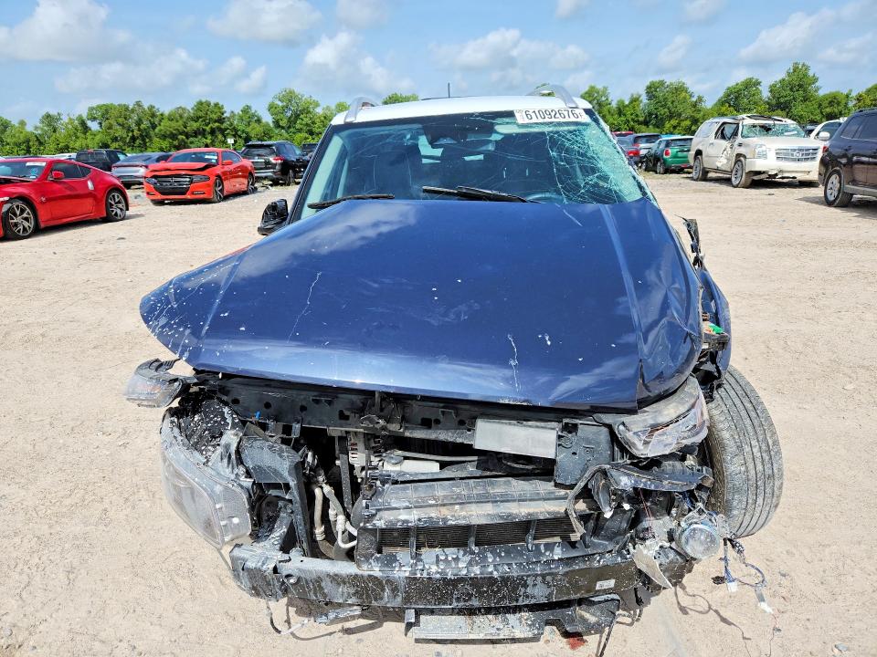 Photo 5 from auction – 2023 HYUNDAI VENUE with VIN KMHRC8A32PU261554