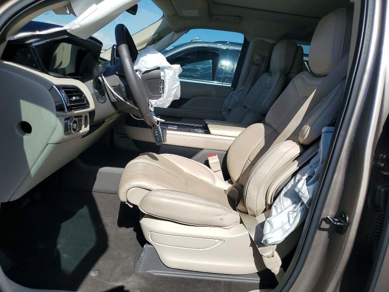 Photo 7 from auction – 2019 LINCOLN NAVIGATOR with VIN 5LMJJ2LT3KEL10239