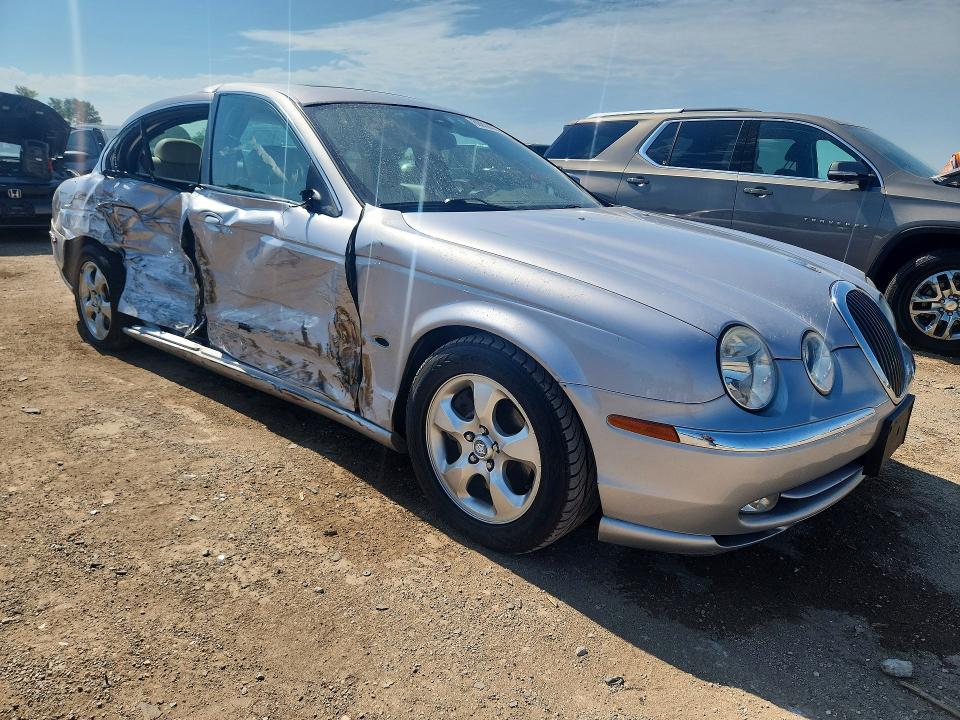 Photo 4 from auction – 2001 JAGUAR S-TYPE with VIN SAJDA01N41FM04167